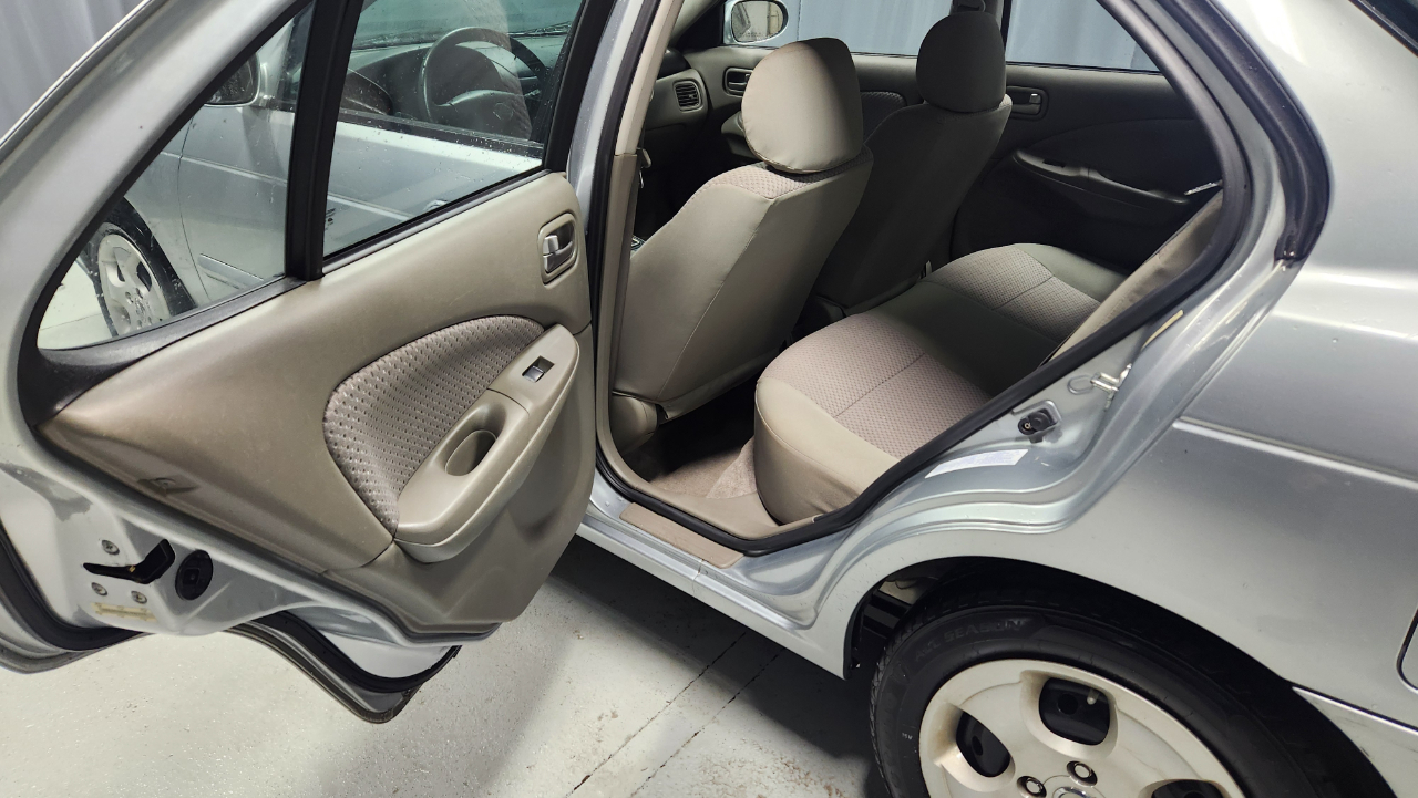 Nissan Sentra 1.8 S 2004