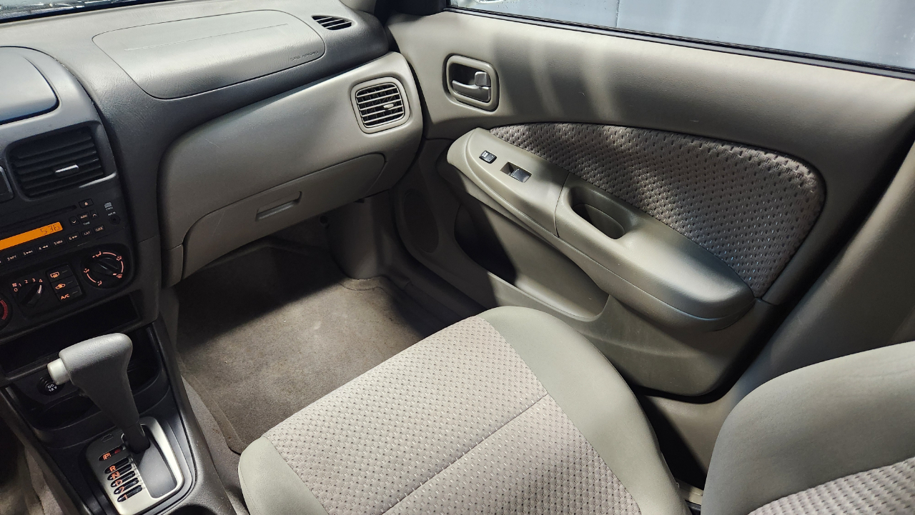 Nissan Sentra 1.8 S 2004