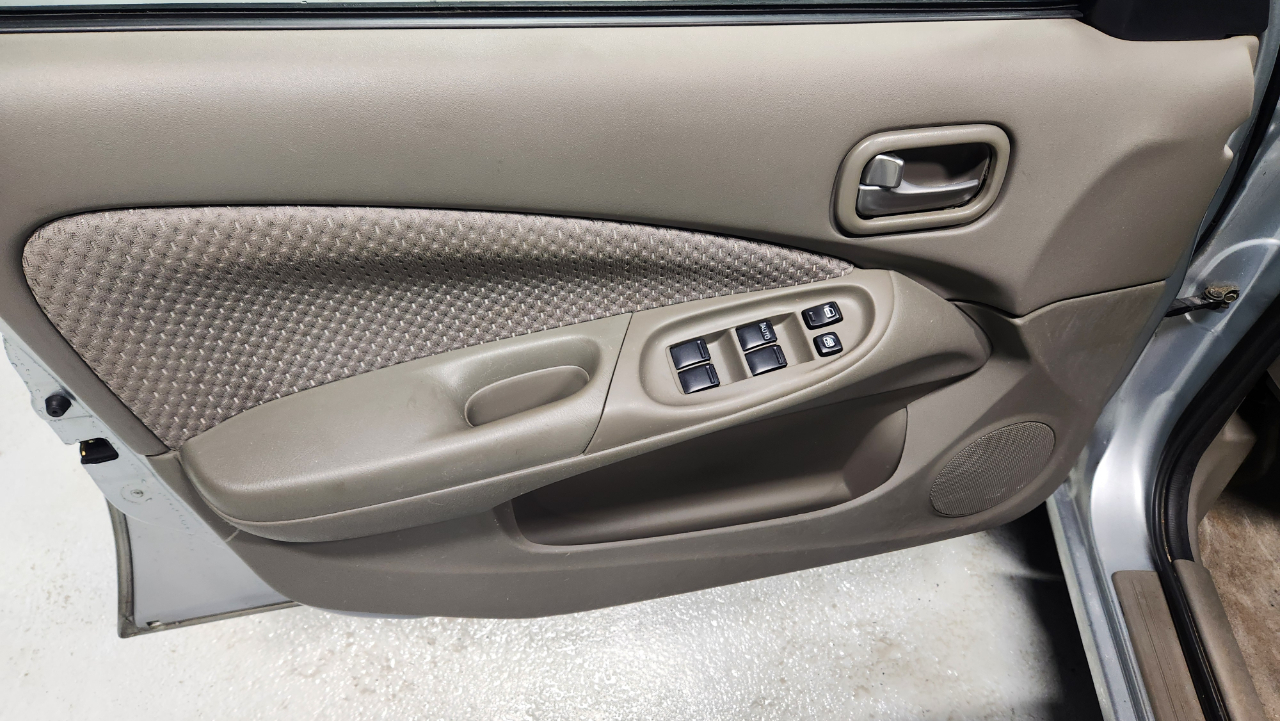 Nissan Sentra 1.8 S 2004