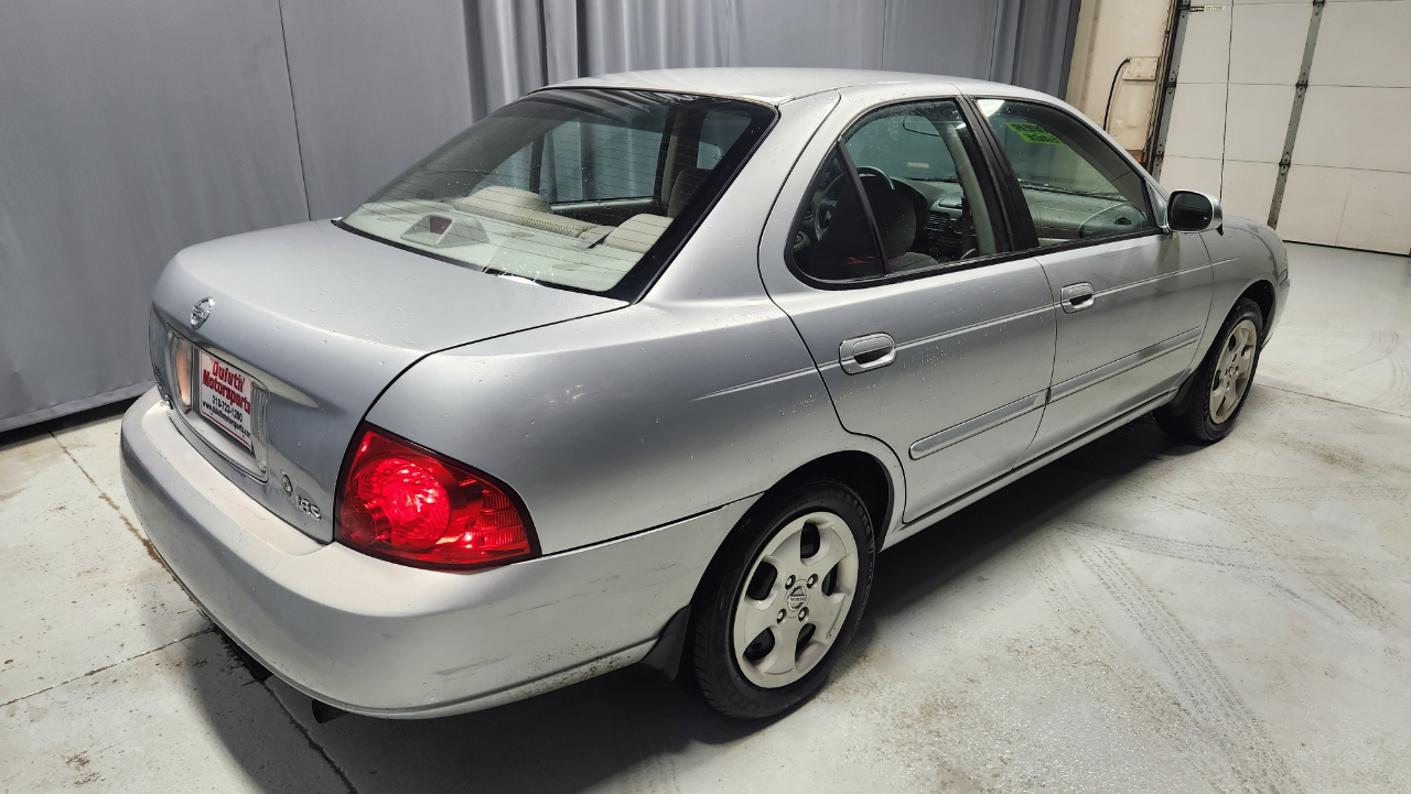 Nissan Sentra 1.8 S 2004