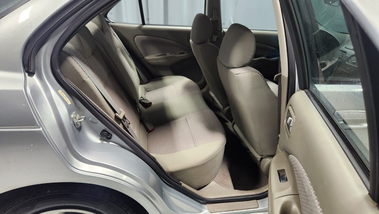 Nissan Sentra 1.8 S 2004