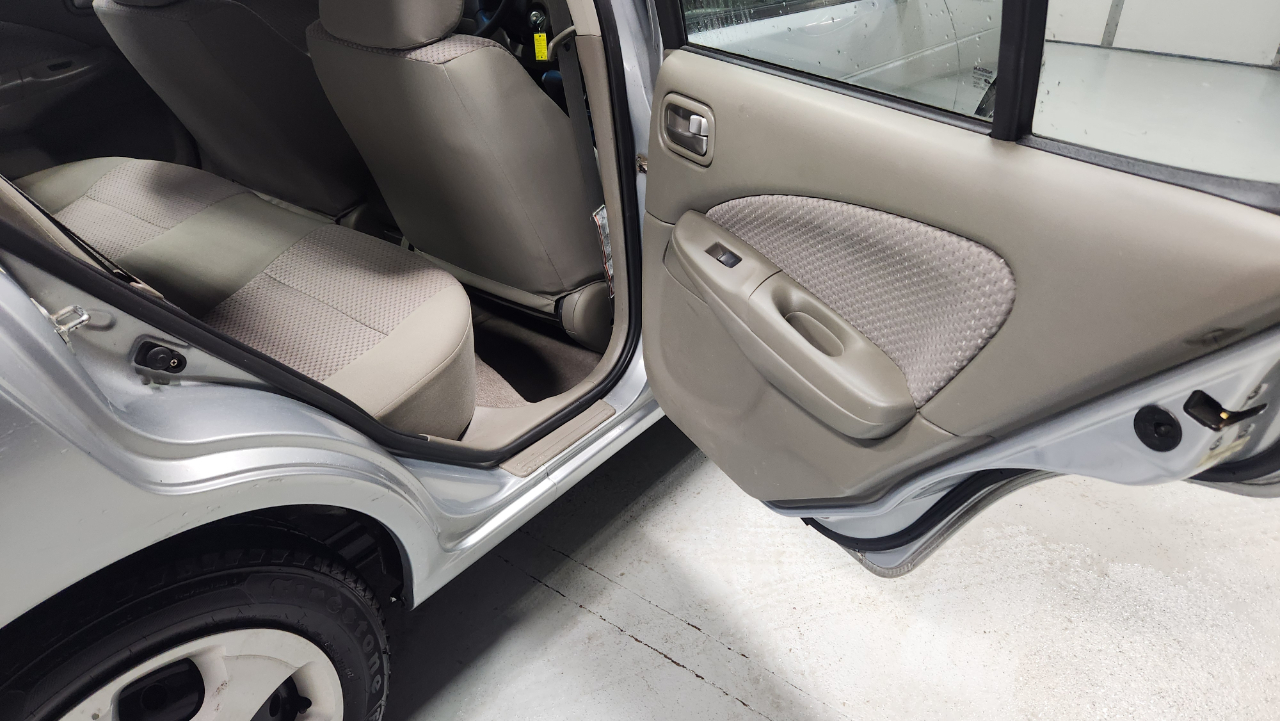 Nissan Sentra 1.8 S 2004