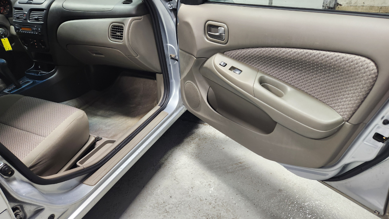 Nissan Sentra 1.8 S 2004