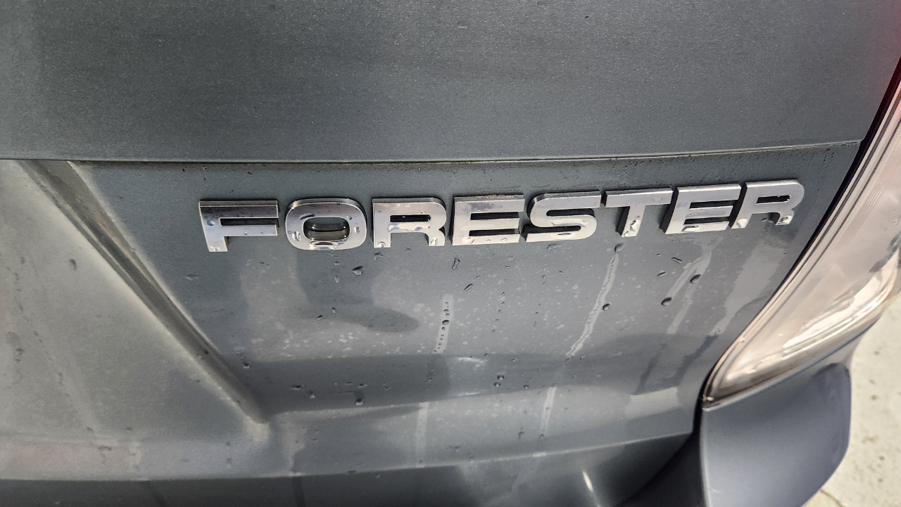 Subaru Forester 2.5X 2011