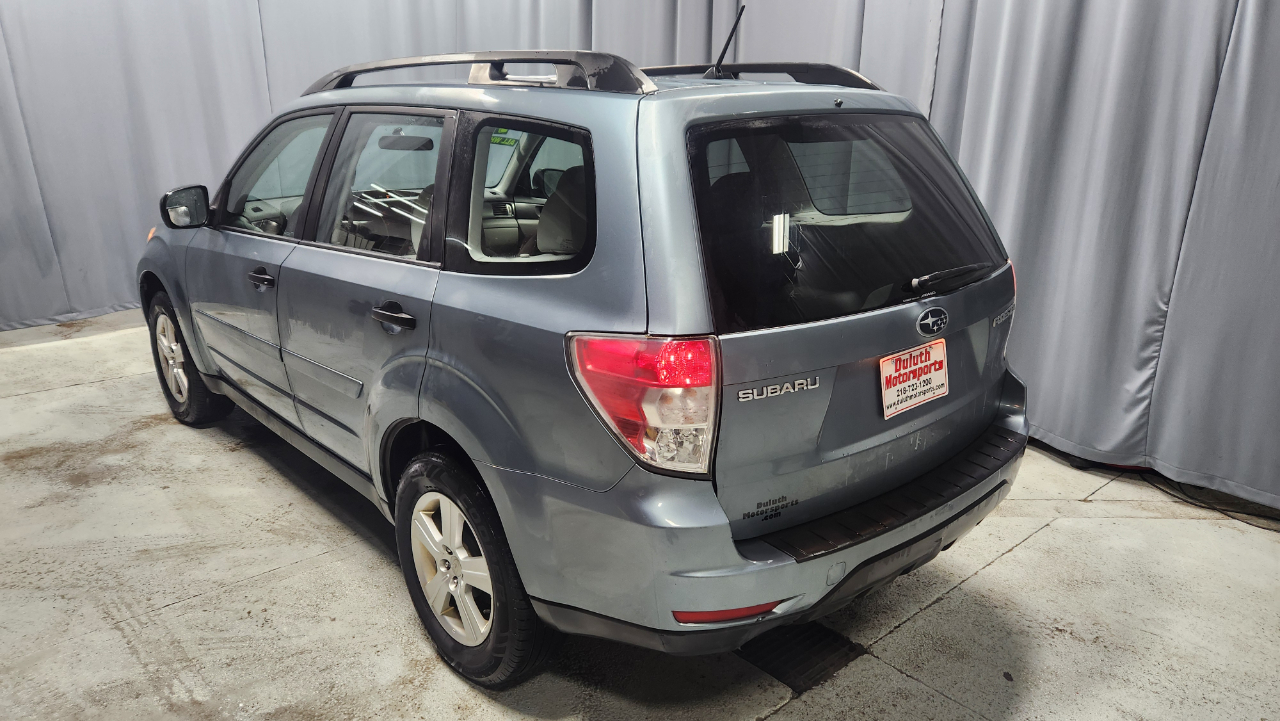 Subaru Forester 2.5X 2011