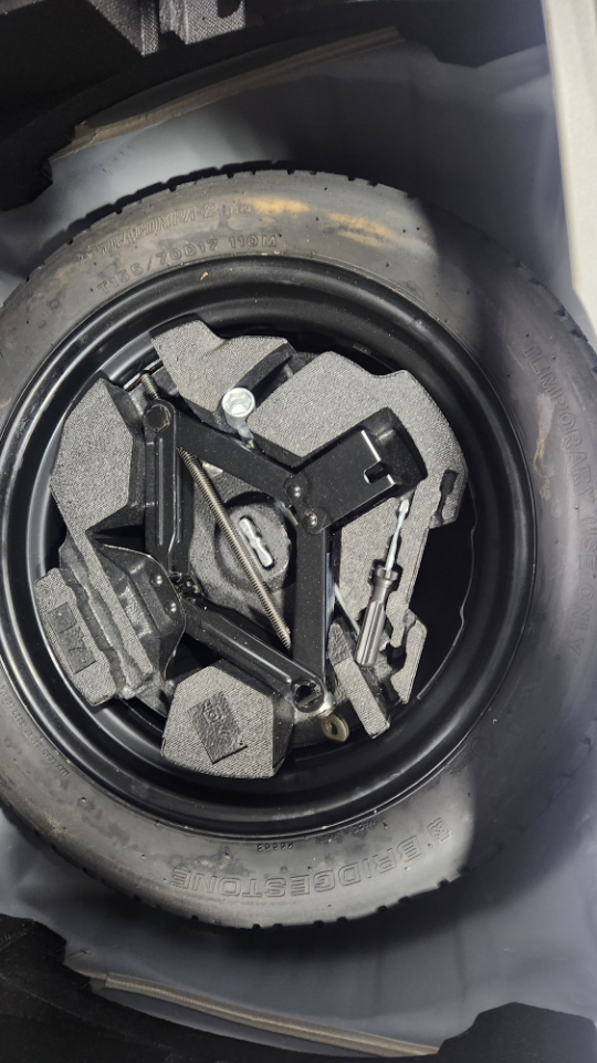 Subaru Forester 2.5X 2011