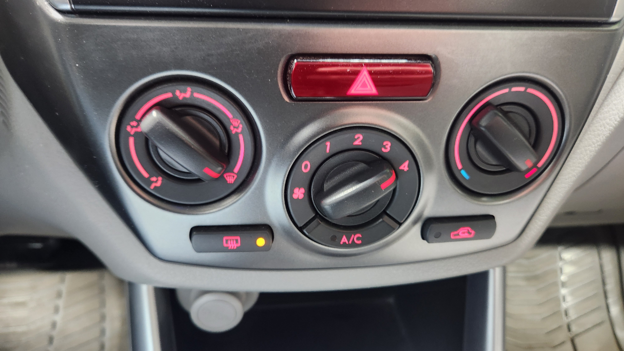 Subaru Forester 2.5X 2011