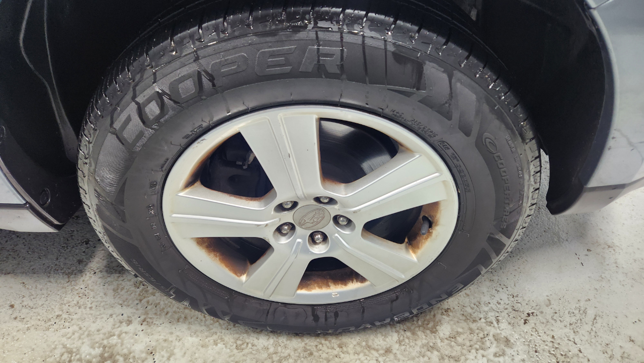 Subaru Forester 2.5X 2011