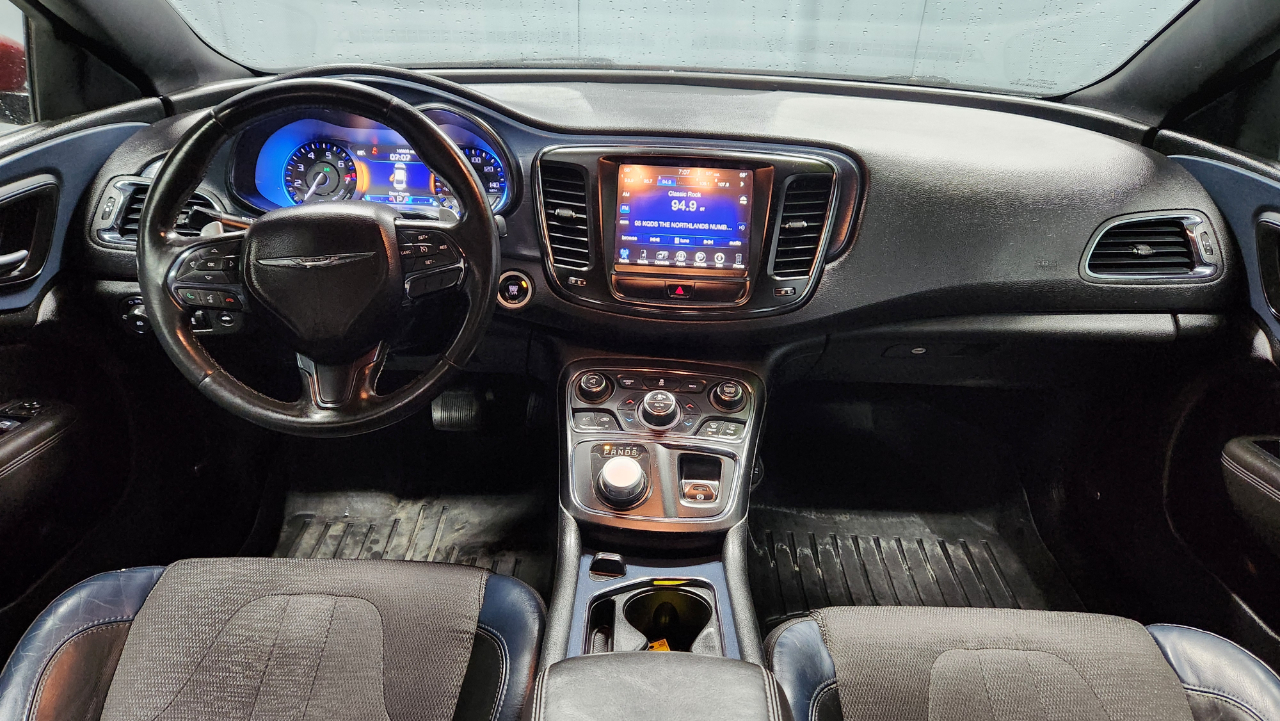 Chrysler 200 S AWD 2015