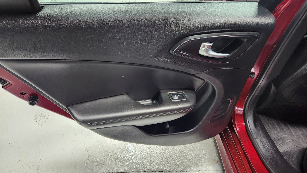 Chrysler 200 S AWD 2015