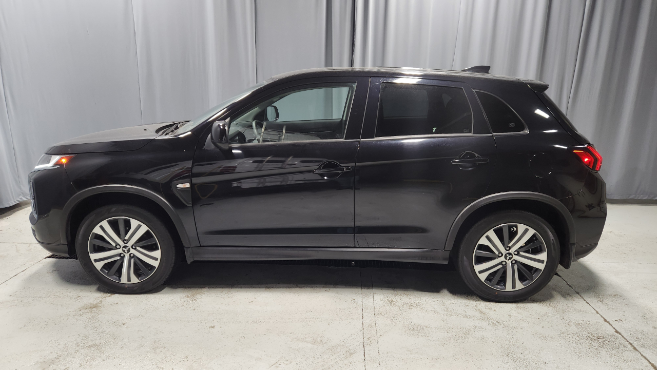 Mitsubishi Outlander Sport 2.0 ES 4WD 2024