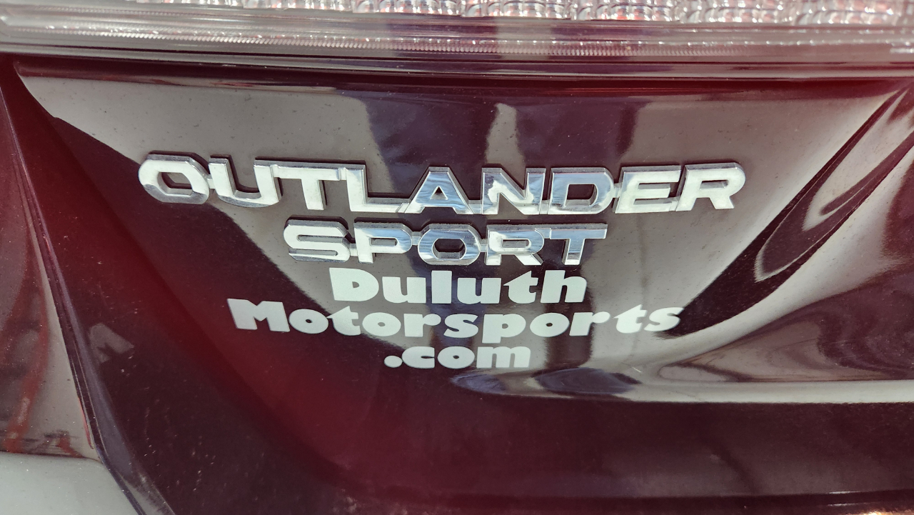 Mitsubishi Outlander Sport 2.0 ES 4WD 2024