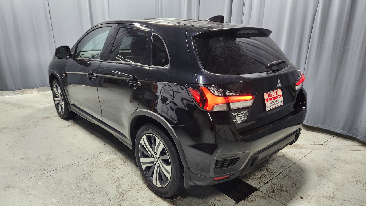 Mitsubishi Outlander Sport 2.0 ES 4WD 2024