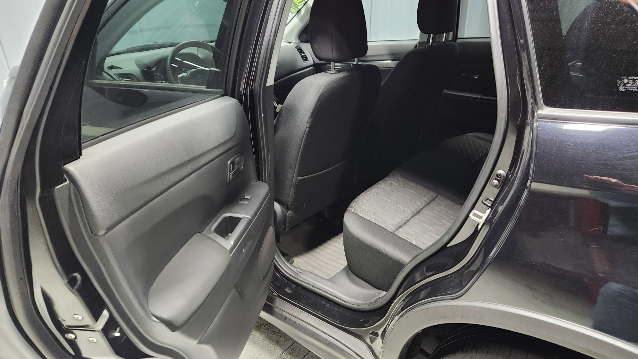 Mitsubishi Outlander Sport 2.0 ES 4WD 2024