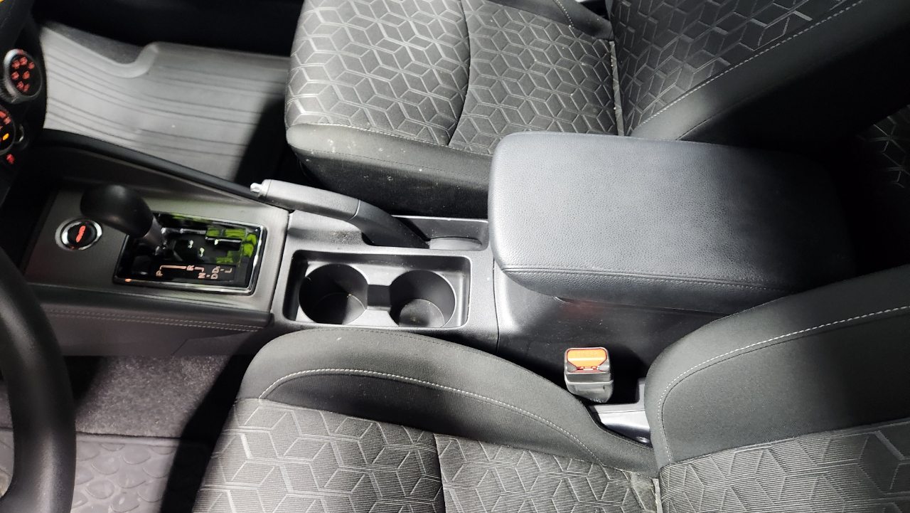 Mitsubishi Outlander Sport 2.0 ES 4WD 2024