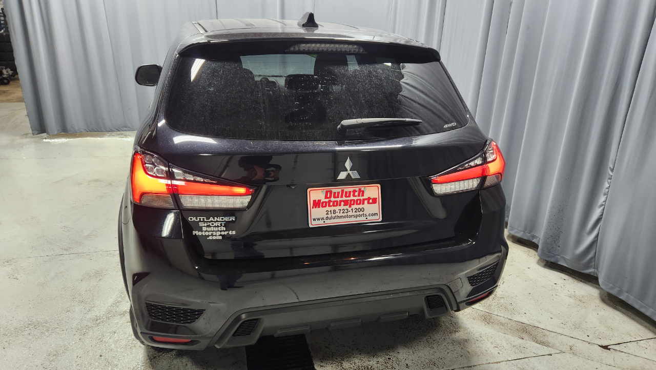 Mitsubishi Outlander Sport 2.0 ES 4WD 2024