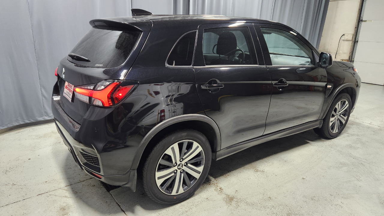 Mitsubishi Outlander Sport 2.0 ES 4WD 2024