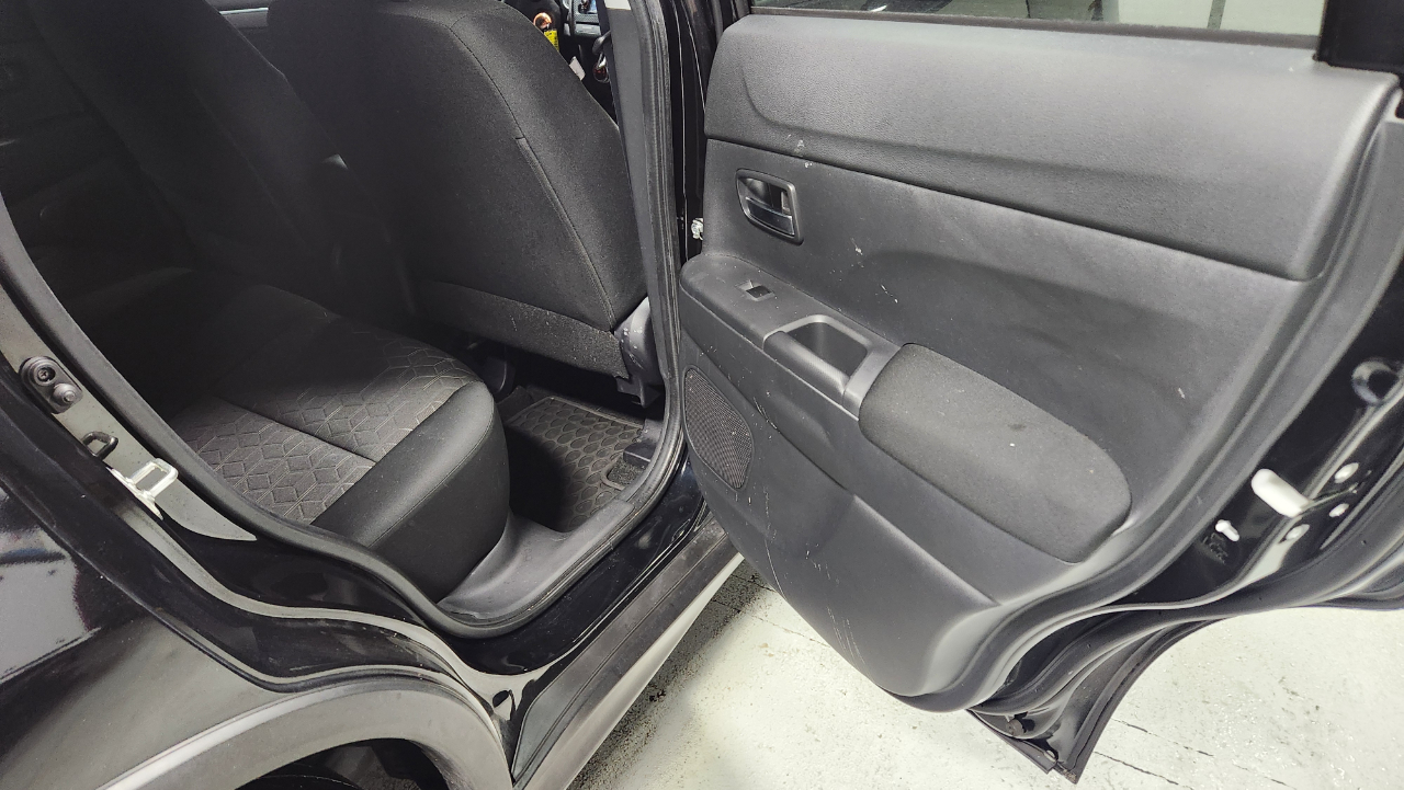 Mitsubishi Outlander Sport 2.0 ES 4WD 2024