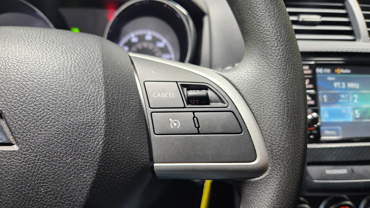 Mitsubishi Outlander Sport 2.0 ES 4WD 2024