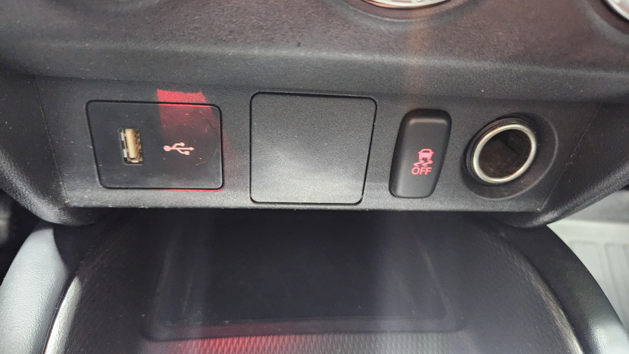 Mitsubishi Outlander Sport 2.0 ES 4WD 2024