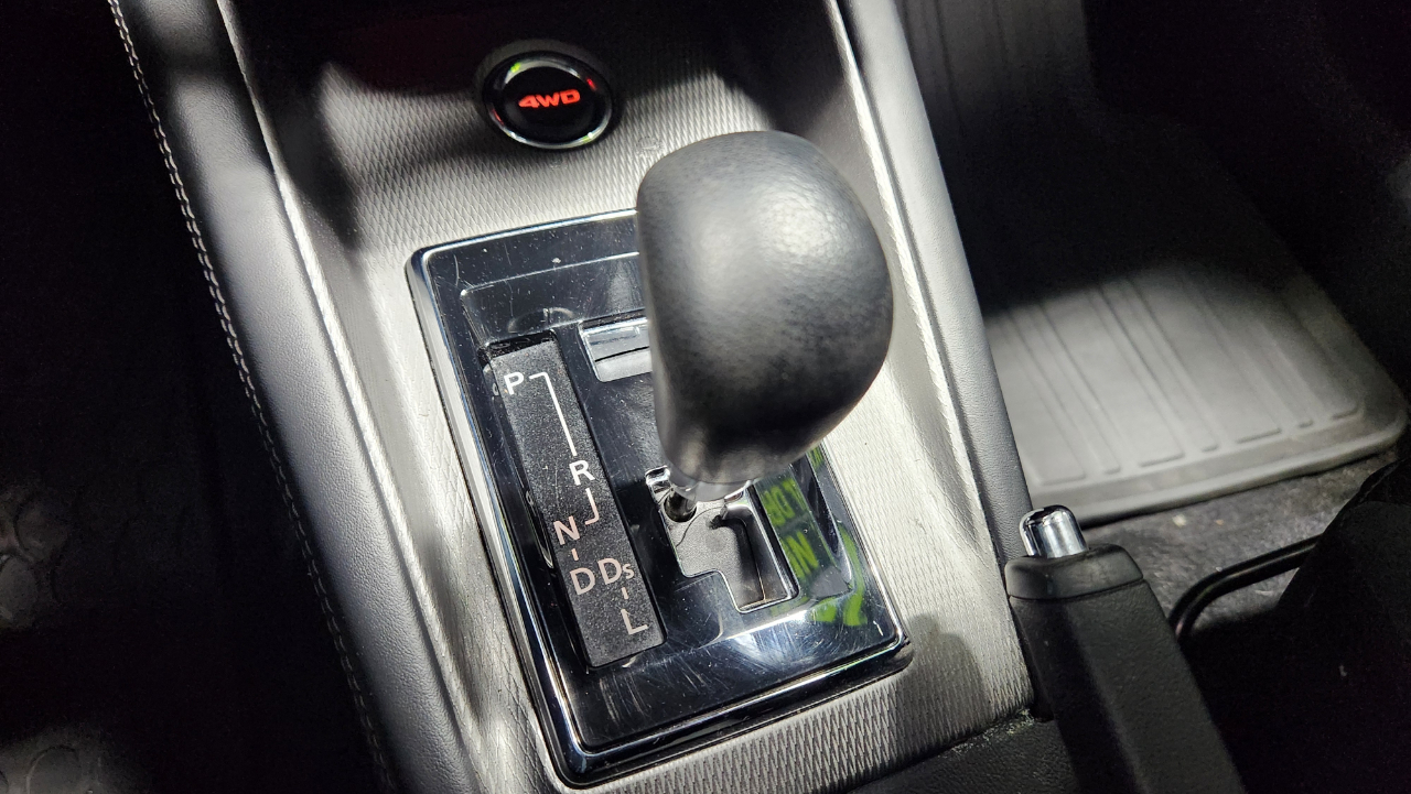 Mitsubishi Outlander Sport 2.0 ES 4WD 2024