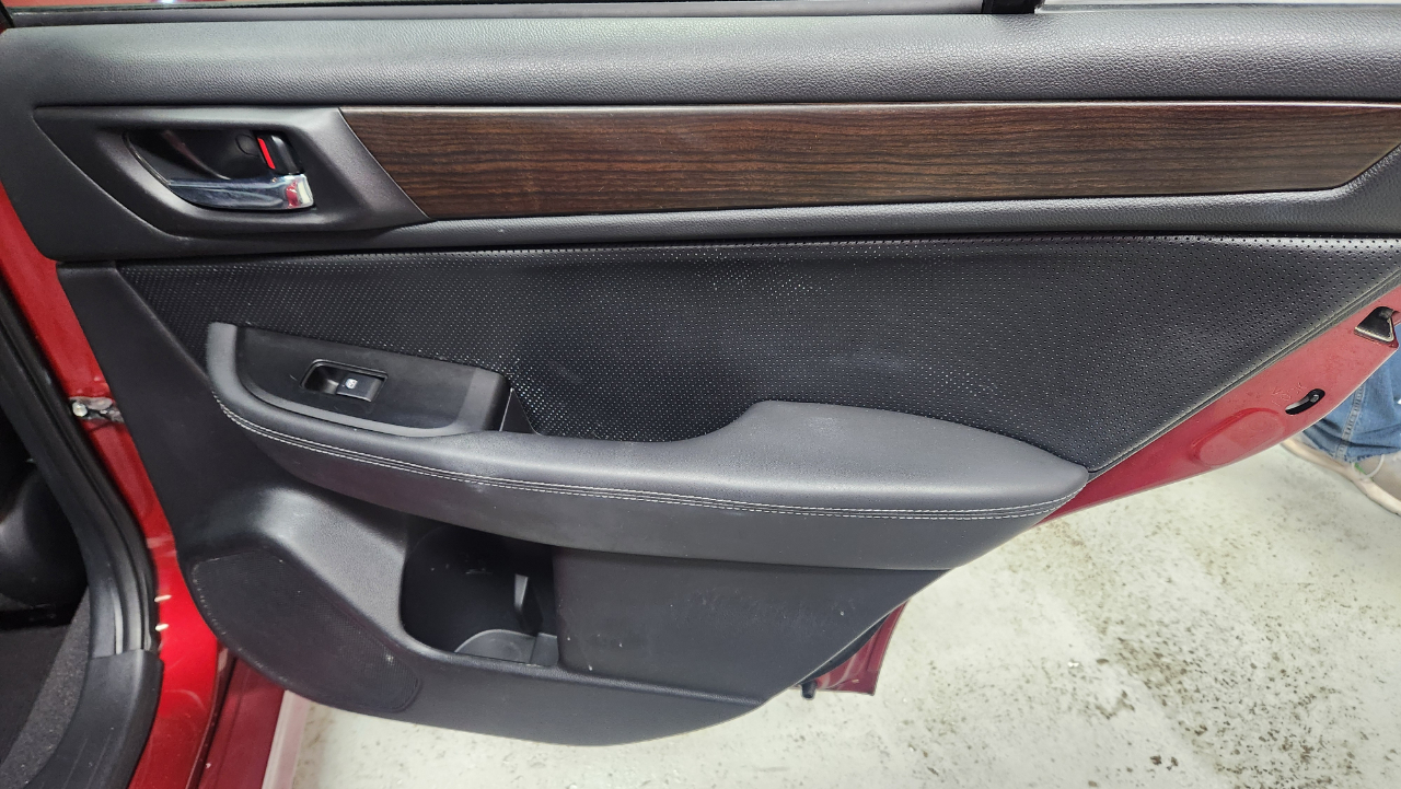 Subaru Legacy 2.5i Limited 2015