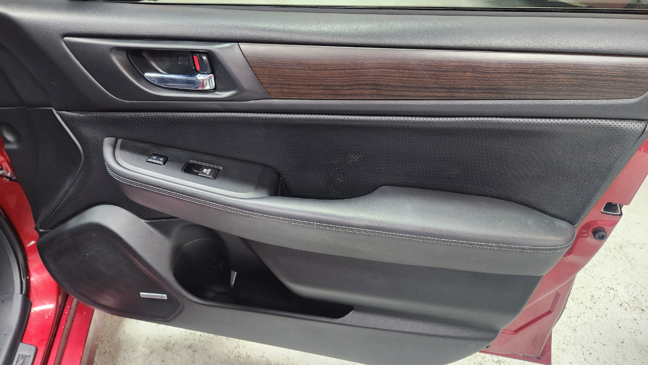 Subaru Legacy 2.5i Limited 2015