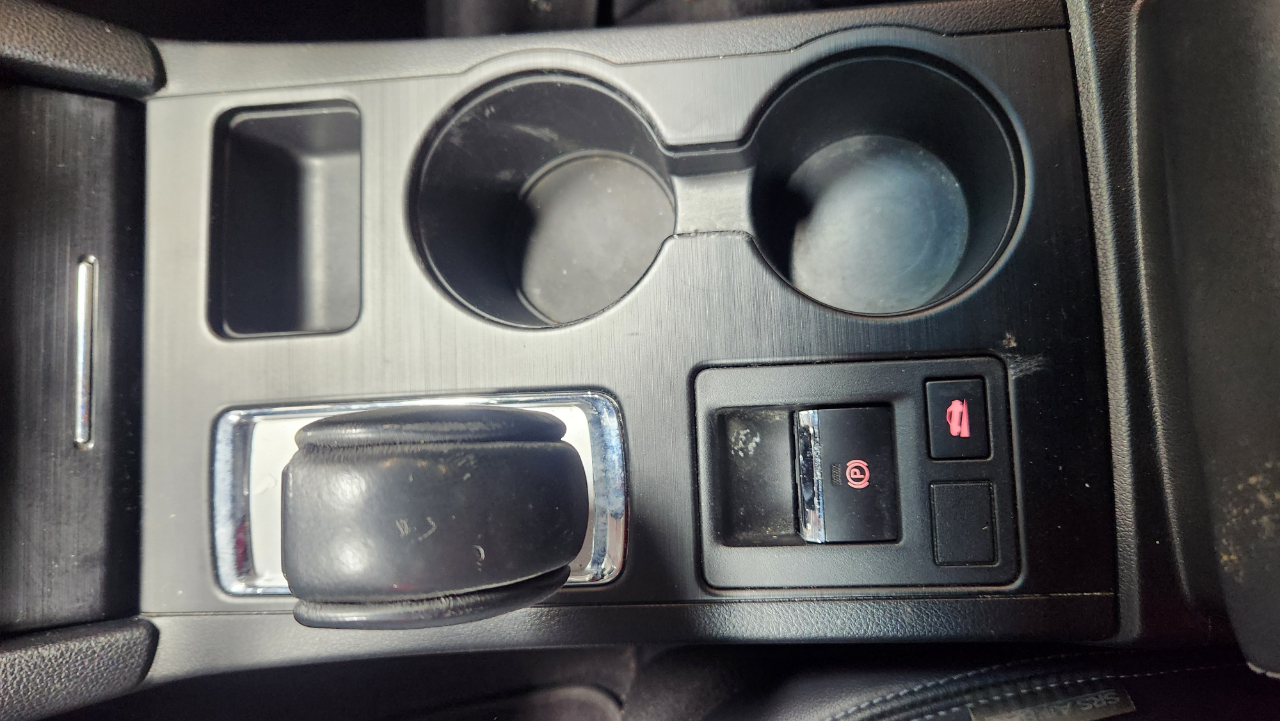 Subaru Legacy 2.5i Limited 2015