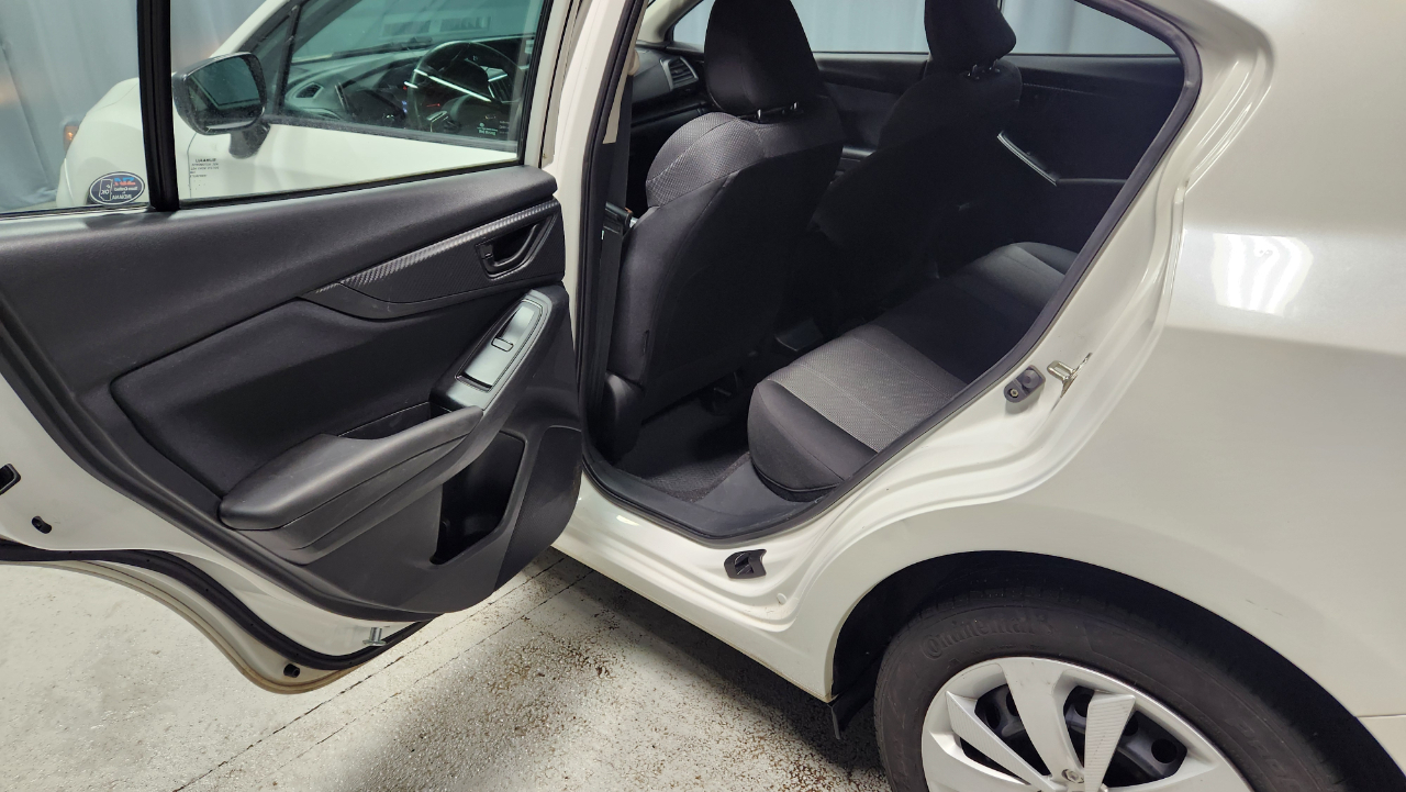 Subaru Impreza 2.0i 4-Door 2017