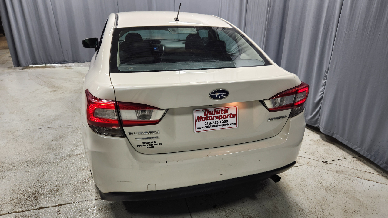 Subaru Impreza 2.0i 4-Door 2017