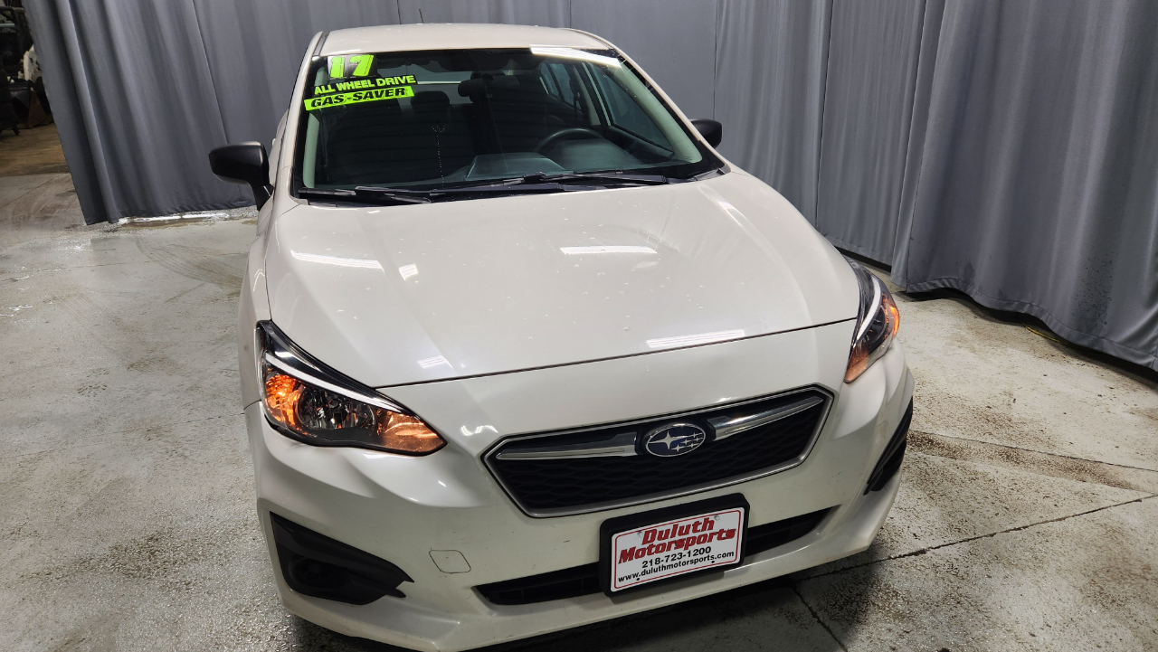 Subaru Impreza 2.0i 4-Door 2017