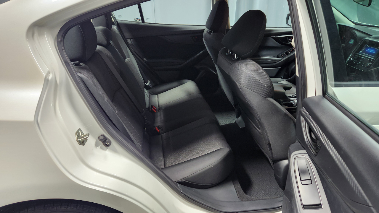 Subaru Impreza 2.0i 4-Door 2017