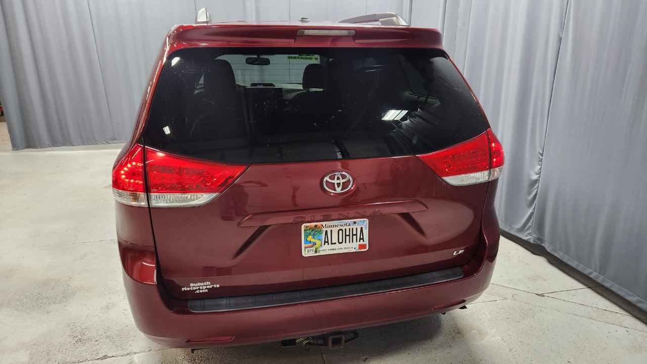 Toyota Sienna  2013