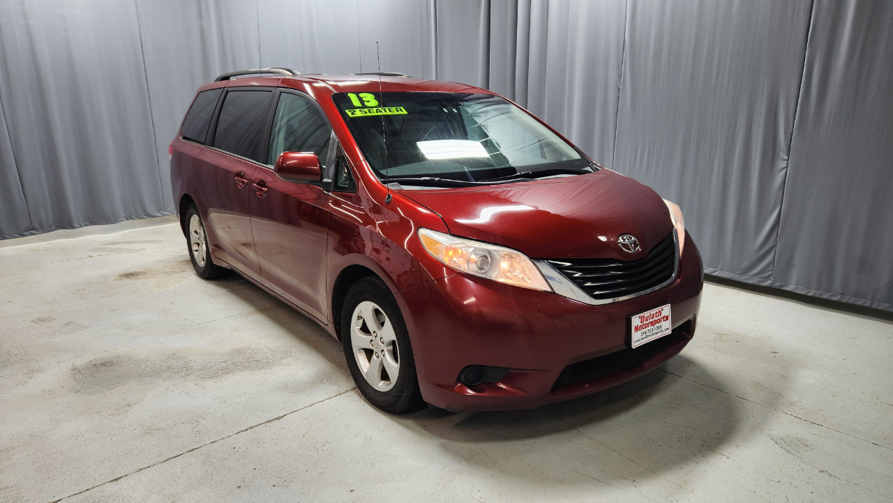 Toyota Sienna  2013