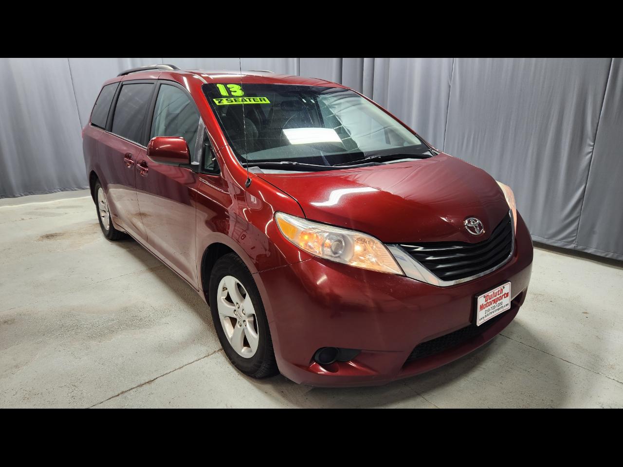 Toyota Sienna  2013