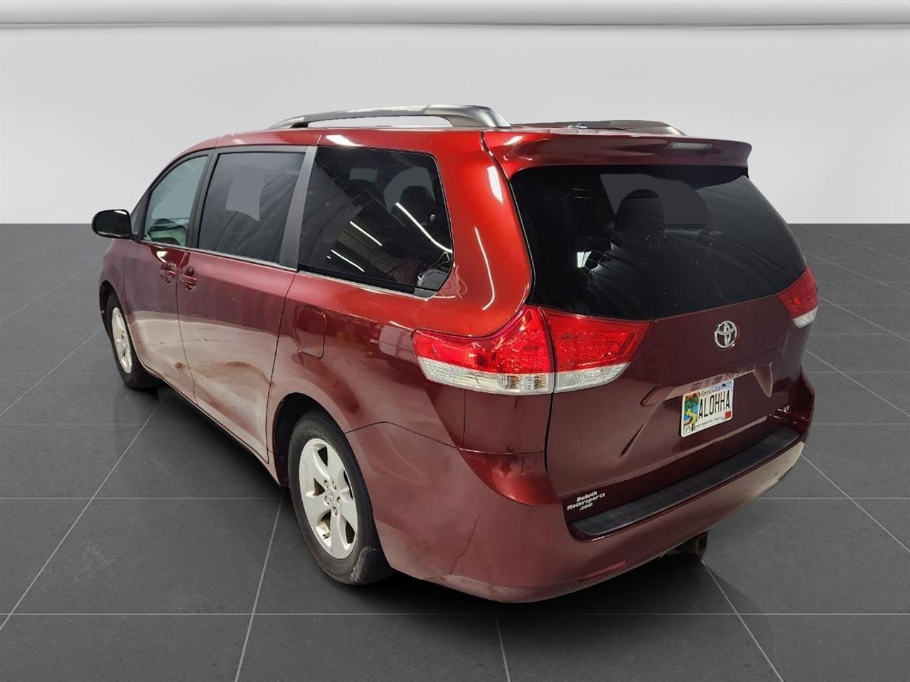 Toyota Sienna  2013