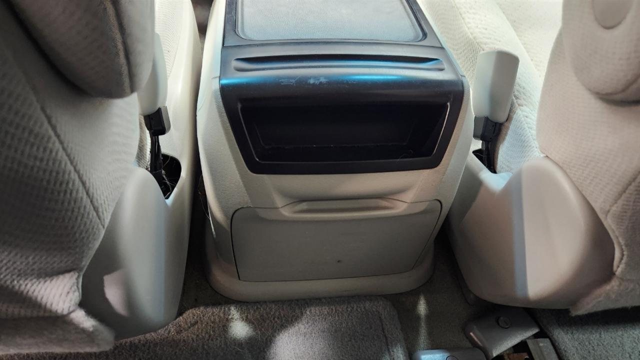 Toyota Sienna  2013