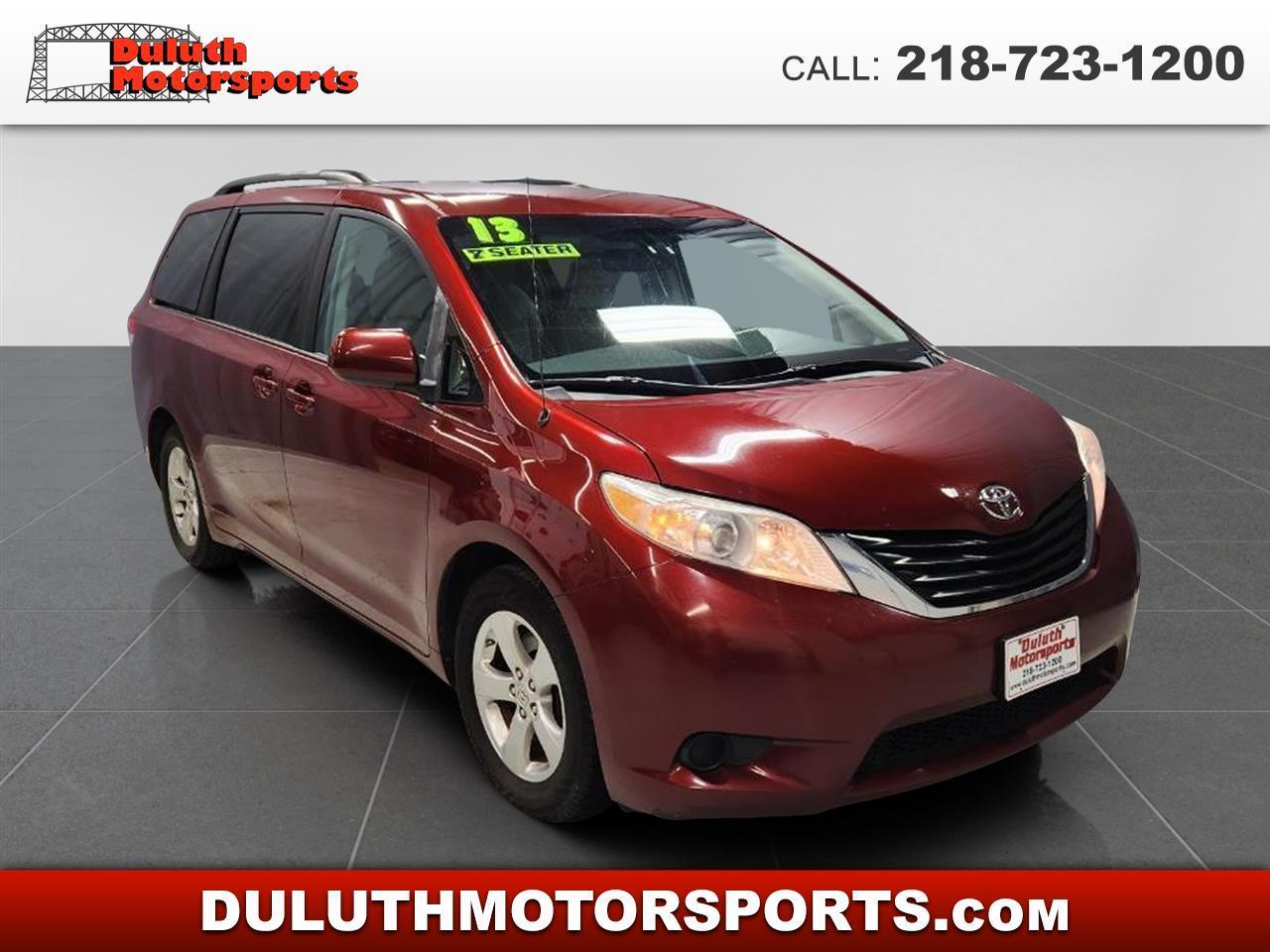 Toyota Sienna  2013