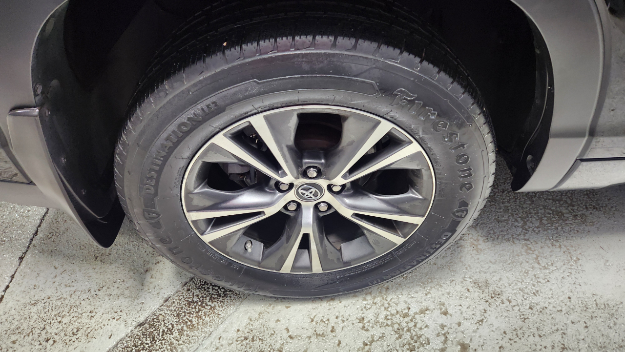 Toyota Highlander LE AWD V6 2018