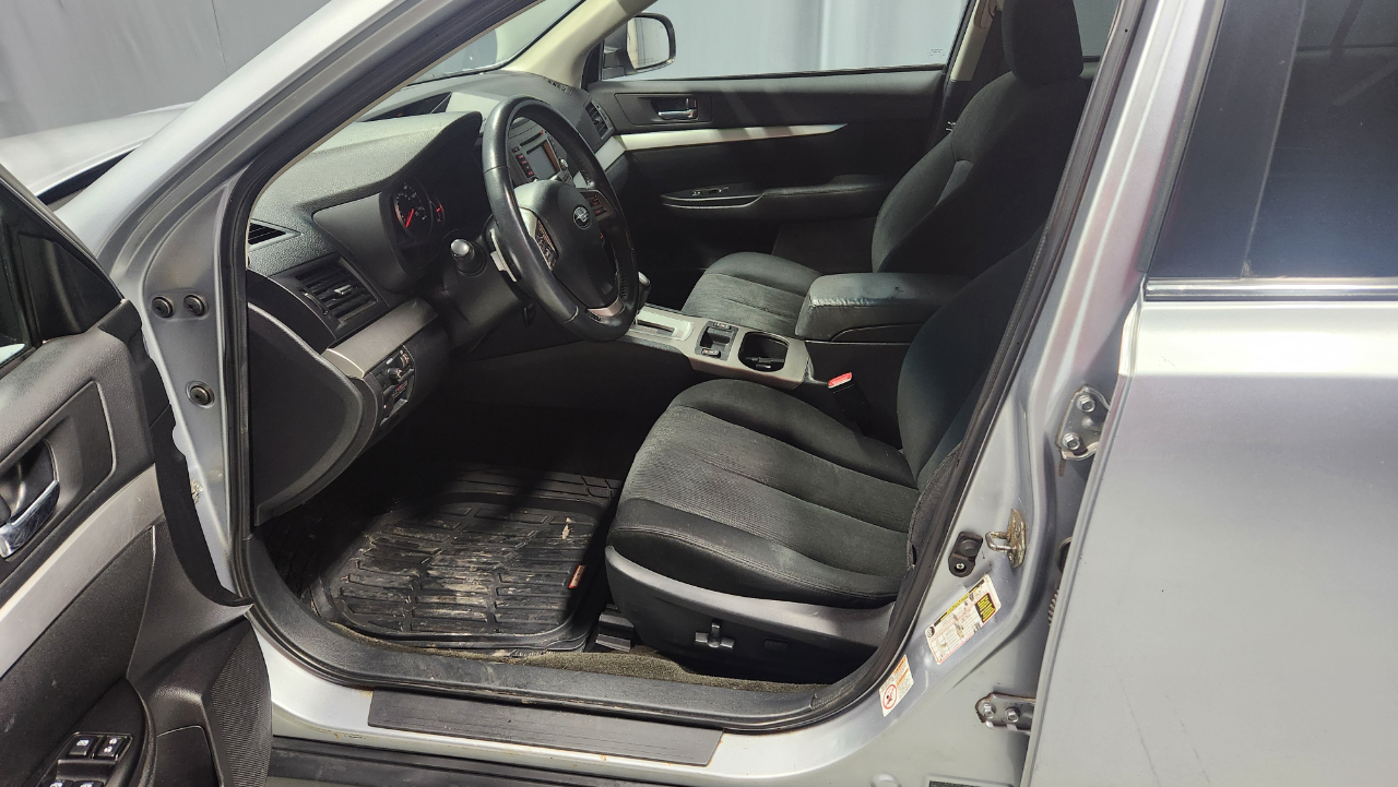 Subaru Outback 2.5i Premium 2014