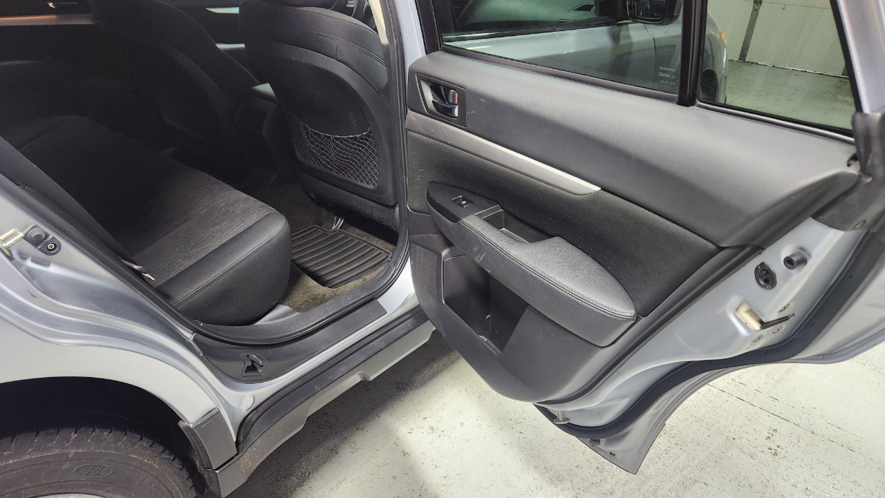 Subaru Outback 2.5i Premium 2014