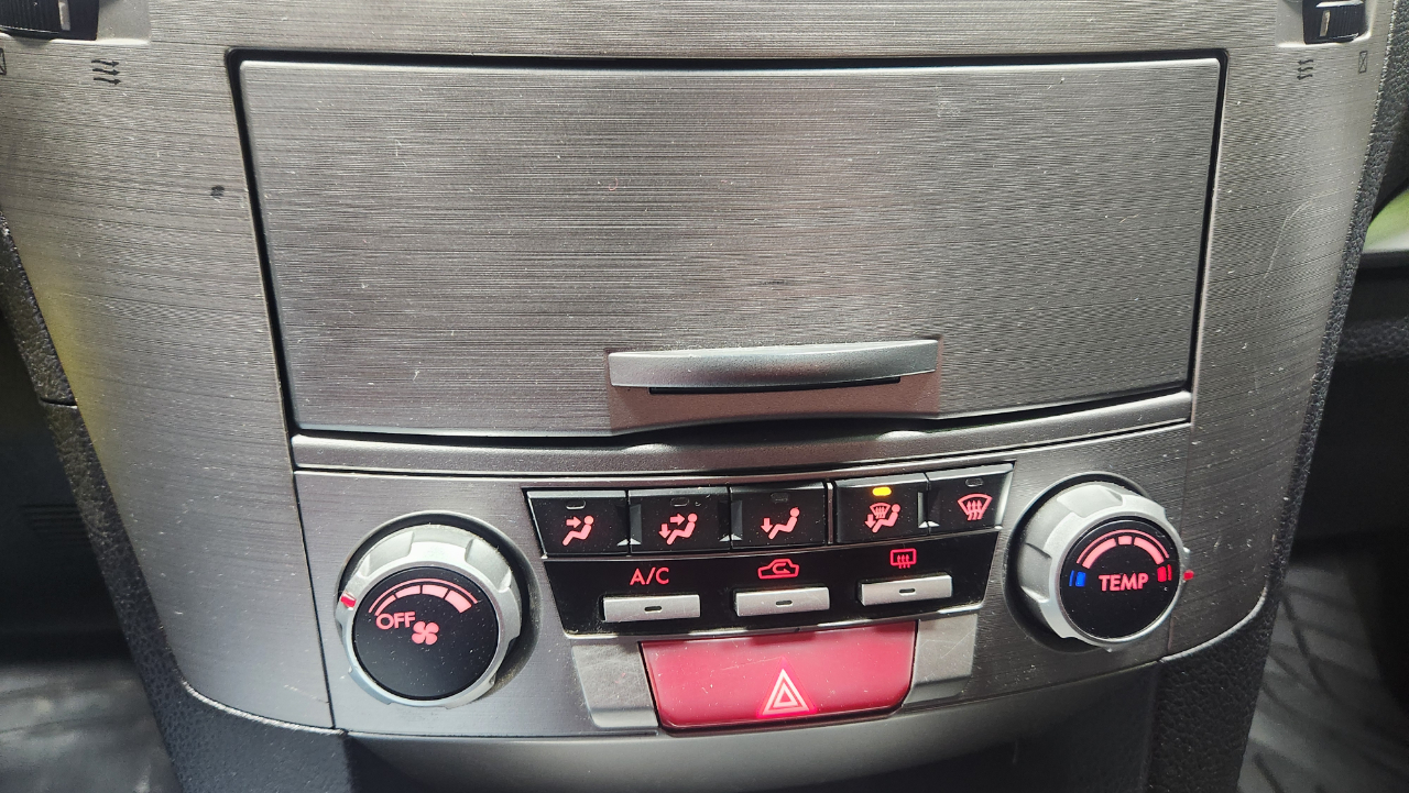 Subaru Outback 2.5i Premium 2014