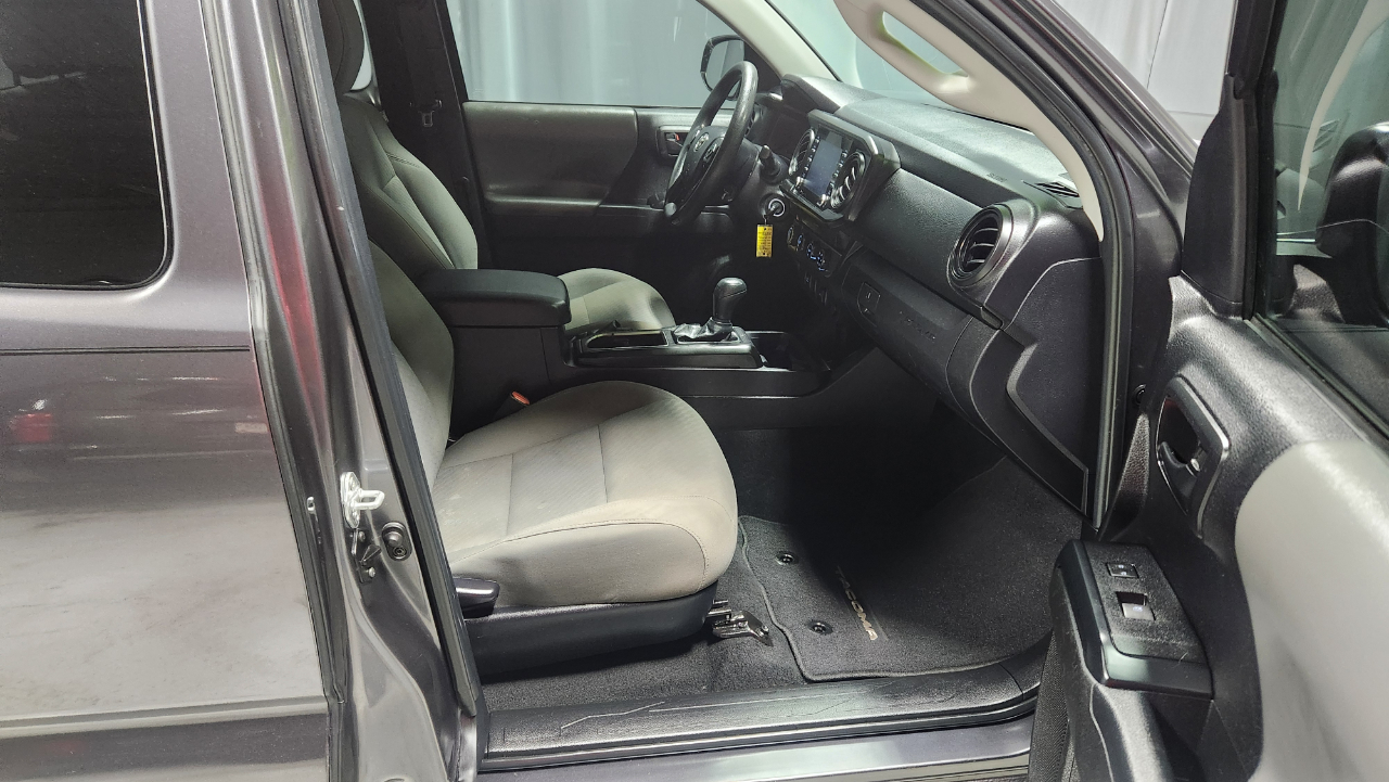 Toyota Tacoma SR5 Access Cab I4 6AT 4WD 2023