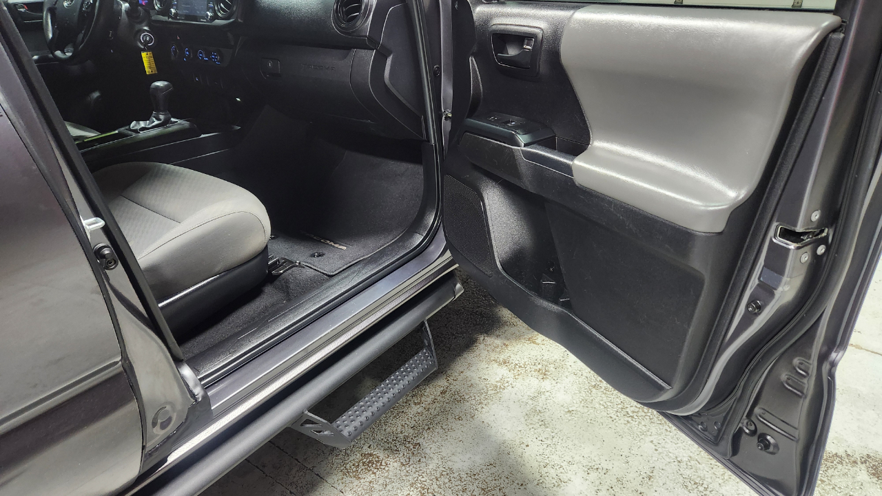 Toyota Tacoma SR5 Access Cab I4 6AT 4WD 2023