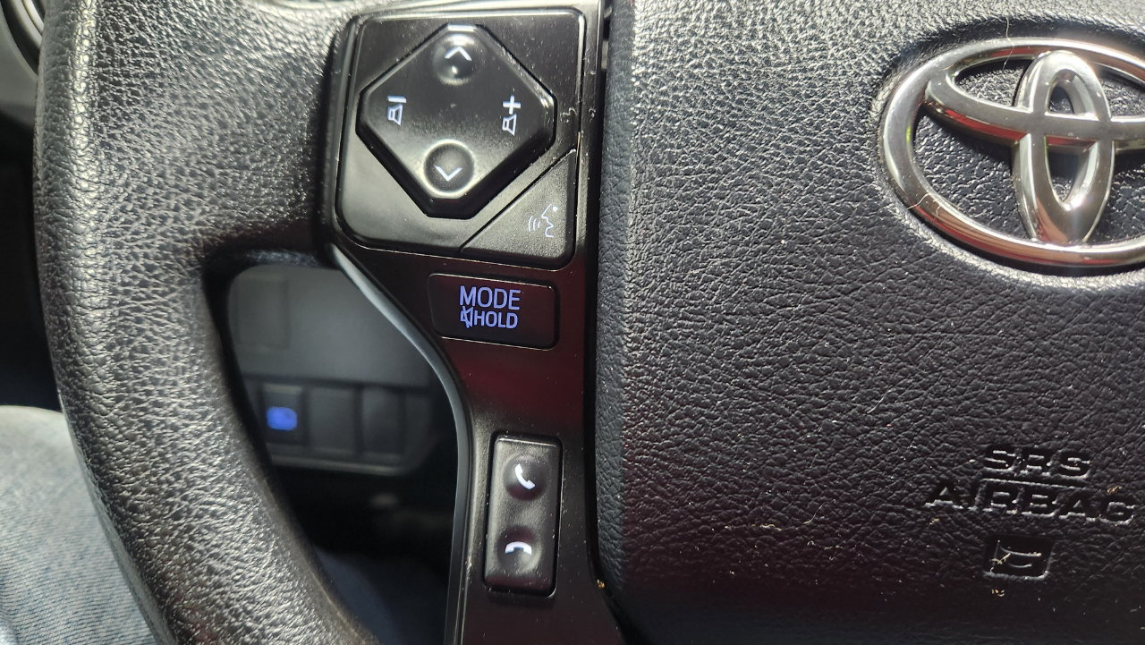 Toyota Tacoma SR5 Access Cab I4 6AT 4WD 2023