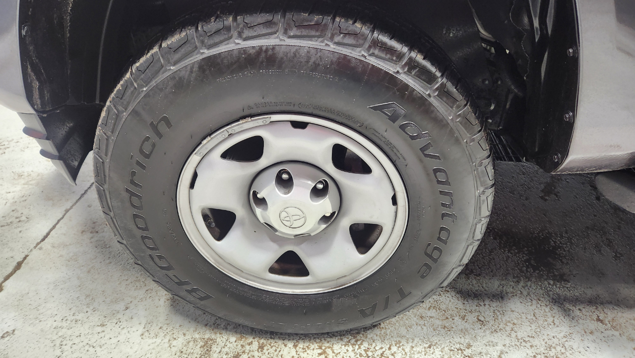 Toyota Tacoma SR5 Access Cab I4 6AT 4WD 2023