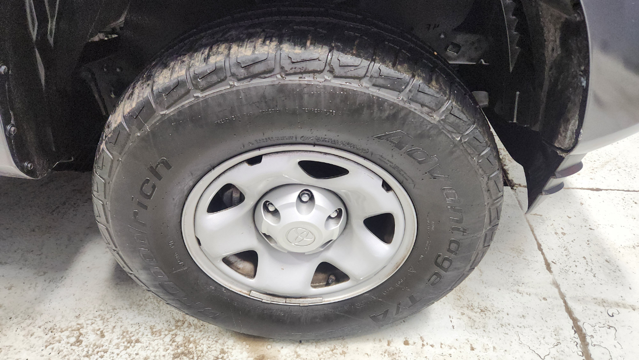 Toyota Tacoma SR5 Access Cab I4 6AT 4WD 2023