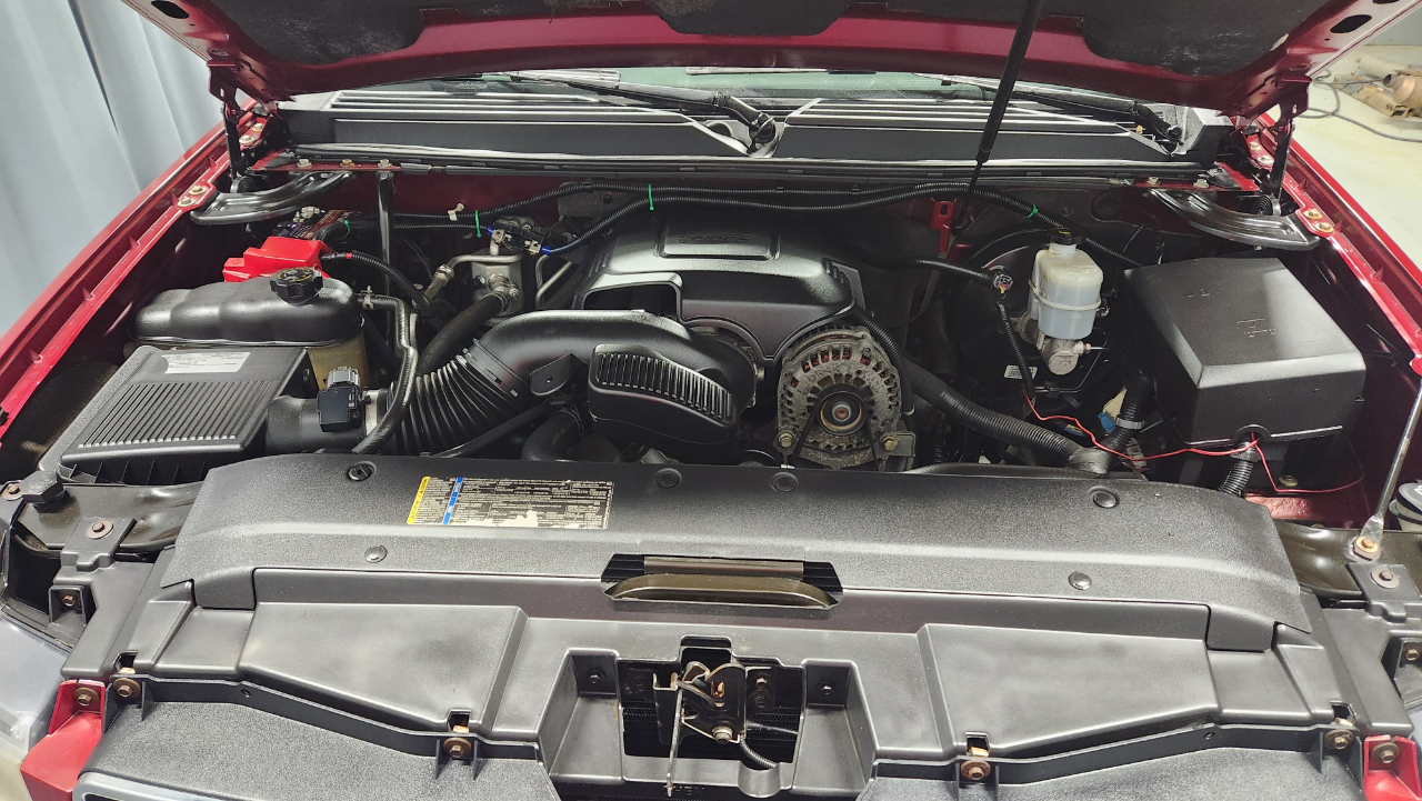 Chevrolet Tahoe LS 4WD 2010