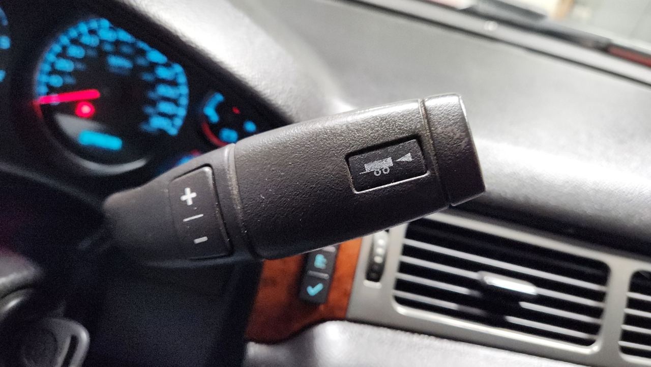 Chevrolet Tahoe LS 4WD 2010