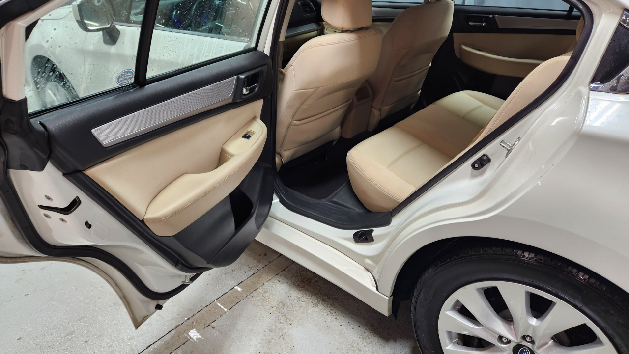 Subaru Legacy 2.5i Premium 2015